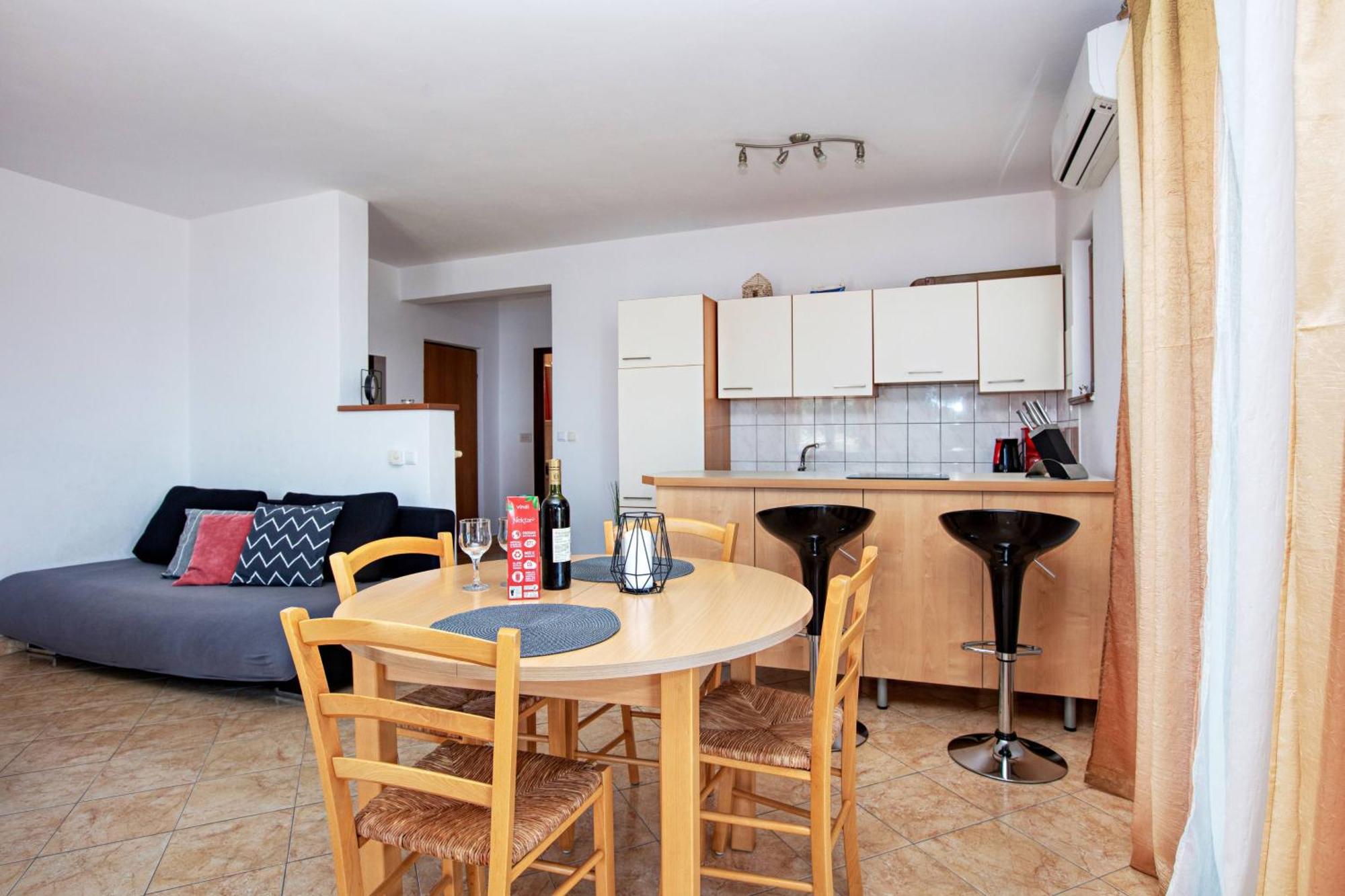 Apartments By The Sea Tisno, Murter - 812 Номер фото