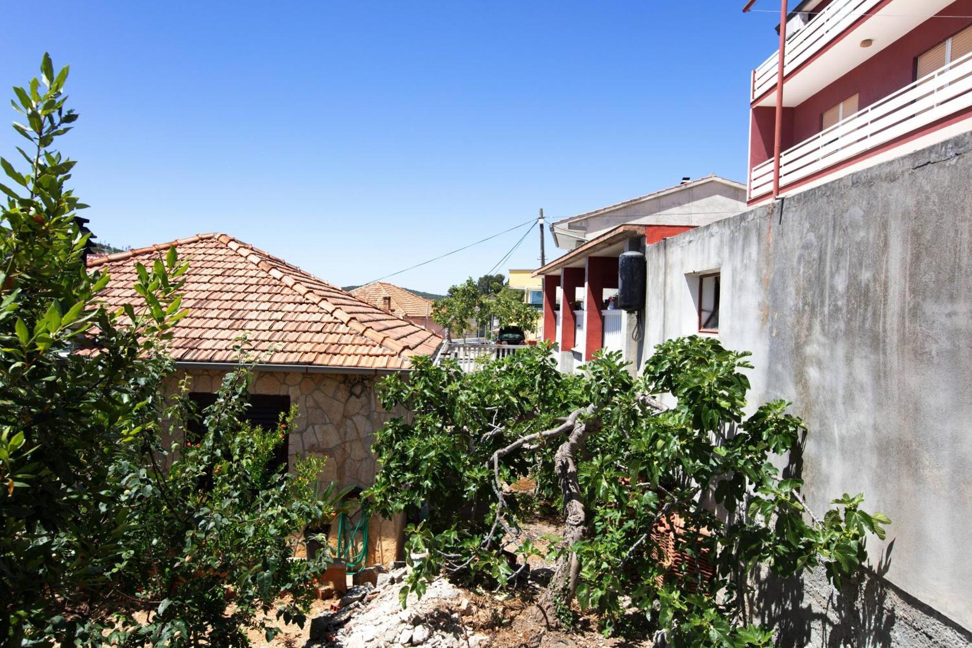 Apartments By The Sea Tisno, Murter - 812 Екстер'єр фото